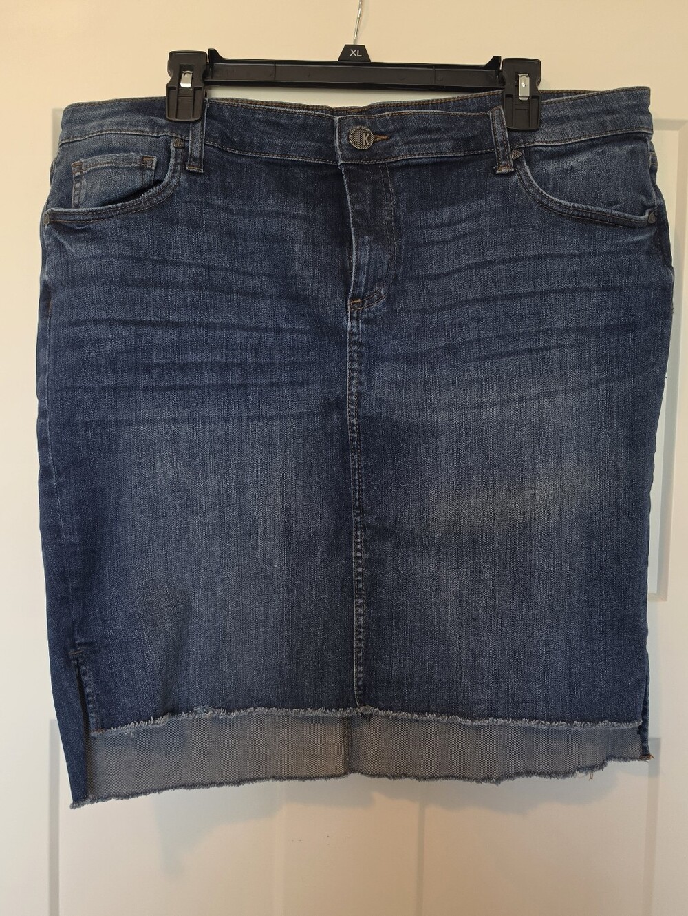 Kut From The Kloth Classic Denim Pencil Skirt - Blue - Picture 3 of 7